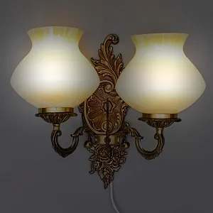 Винтажный Электрический Настенный Двух рожковый Светильник - Бра, бронза СССР 70 -е гг.