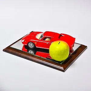 Коллекционная Металлическая Модель «Автомобиль - Красный Ferrari 250» Германия.