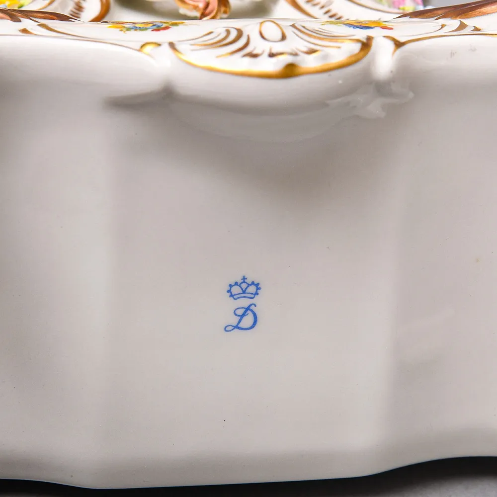 Большие Каминные Механические Фарфоровые Часы с боем «Букет из Роз», Franz Hermle & Sohn Германия 50 гг.