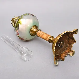 Антикварная  Керосиновая Лампа «Цветочная Гирлянда», Kosmos - Brenner, Франция начало ХХ века.