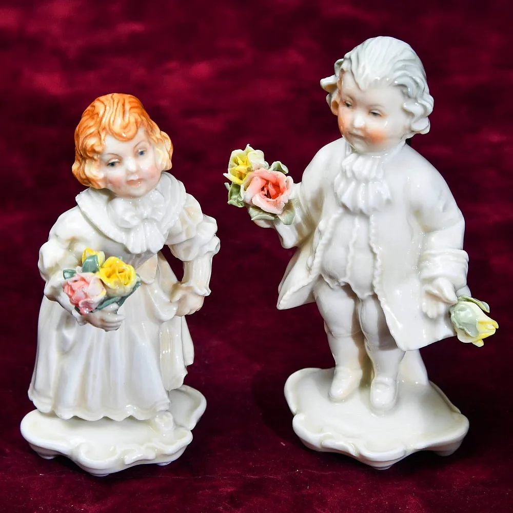 Парные Фарфоровые Статуэтки «Дети - Цветы для Мамы», Карл Энс / Karl Ens, Германия, 30-е гг.