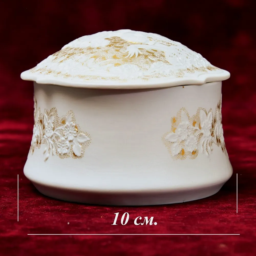 Коллекционная Шкатулка - Бонбоньерка «Рапсодия», фарфор KAISER Германия - 1979 год.