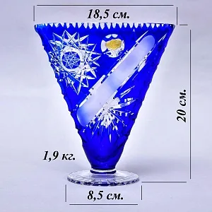 Редкость! Треугольная Ваза из Цветного Хрусталя JOSKA BODENMAIS Германия, конец 60-х гг.