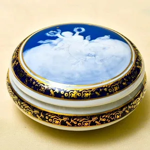 Авторская Фарфоровая Шкатулка - Бонбоньерка «Два путти», Limoges Франция 30гг.