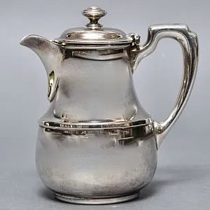 Винтажный Металлический Кофейник - Чайник на 550 мл. Silverplate, SHEFFIELD Англия.