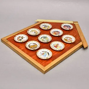 Набор Фарфоровых тарелок «Домик сказок», The FRANKLIN Porcelain США - 1979 год.