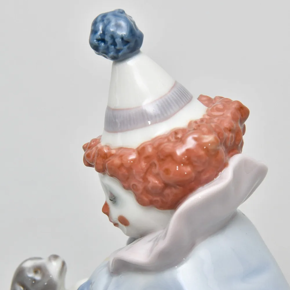 Фарфоровая статуэтка «Маленький клоун с мячом и собачкой» Lladro, Испания - 1985 год.
