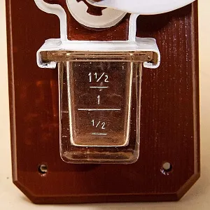 Старинная Настенная Ручная Механическая Кофемолка «IDEAL» Бельгия.