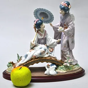 Большая Коллекционная Фарфоровая статуэтка «ВЕСНА В ЯПОНИИ», Lladro Испания -1984 год.
