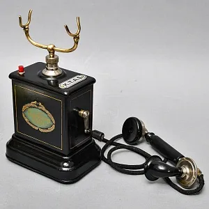 Антикварный Настольный Телефонный аппарат - Телефон «Kjøbenhavns Telefon - KTAS», Дания -1905 год.