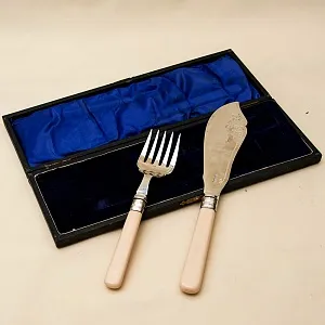 Антикварный Сервировочный Набор для подачи блюд Нож+Вилка, Франция начало ХХ века.