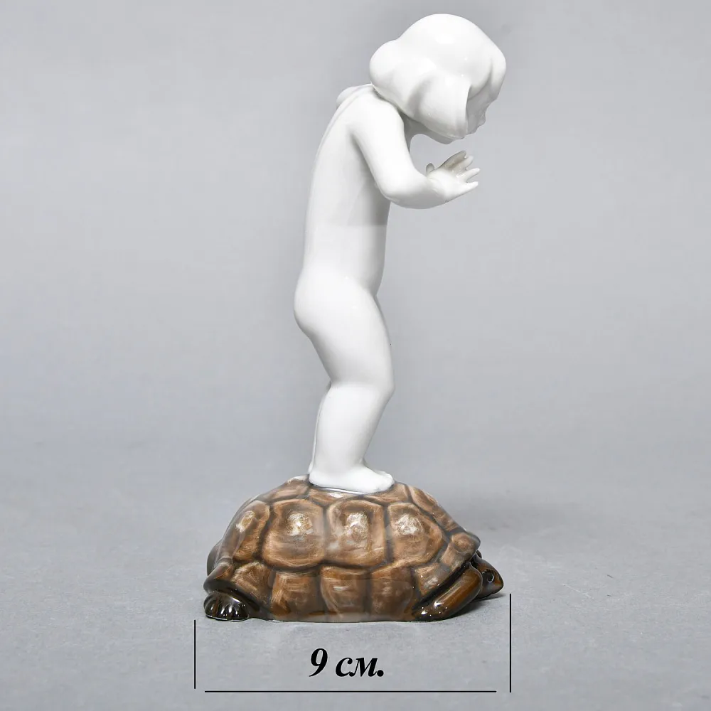 Антикварная Фарфоровая статуэтка «Девочка на черепахе», ROSENTHAL Германия, середина ХХ века.