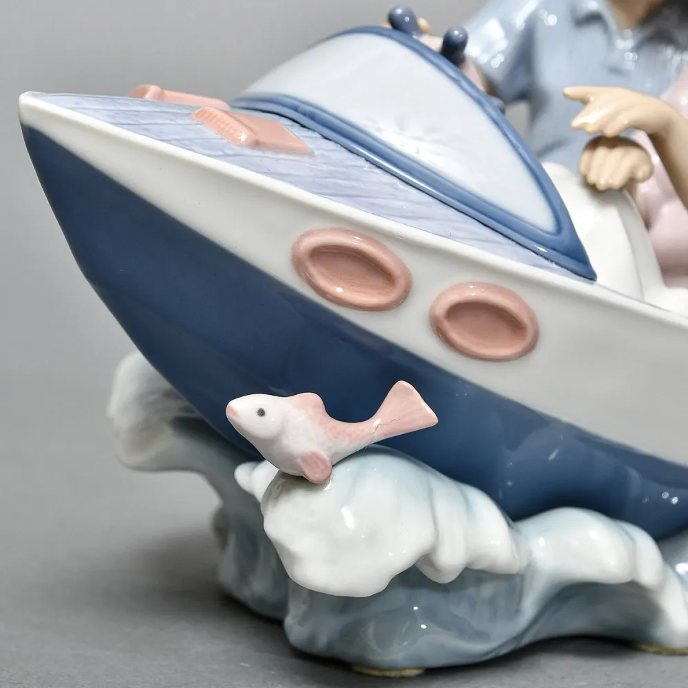 Коллекционная Фарфоровая статуэтка «Двое в лодке», Lladro Испания - 1992 год.