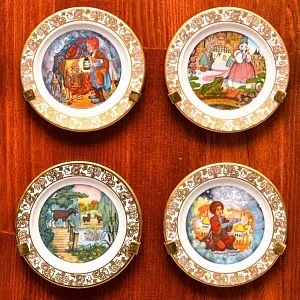 Набор Фарфоровых тарелок «Домик сказок», The FRANKLIN Porcelain США - 1979 год.