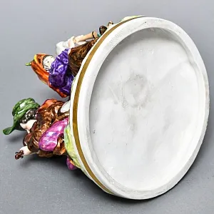 Коллекционная Фарфоровая статуэтка «Средневековые музыканты», Германия середина XX века.