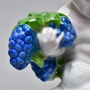 Редкая! Фарфоровая статуэтка «Мальчик с виноградом и собака», ROSENTHAL Германия, первая половина ХХ века. 