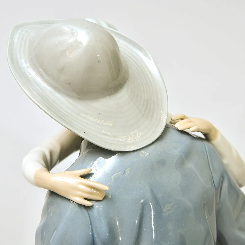 Редкость!!! Коллекционная Фарфоровая Статуэтка «ПОЦЕЛУЙ», Lladro Испания -1974 год.