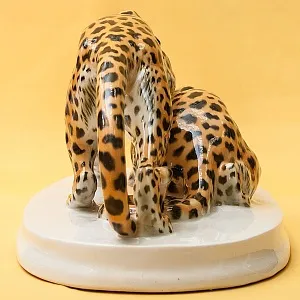 Редкость! Большая Фарфоровая Статуэтка «Два Ягуара На Охоте», Schwarzburger, Германия -1925 год.