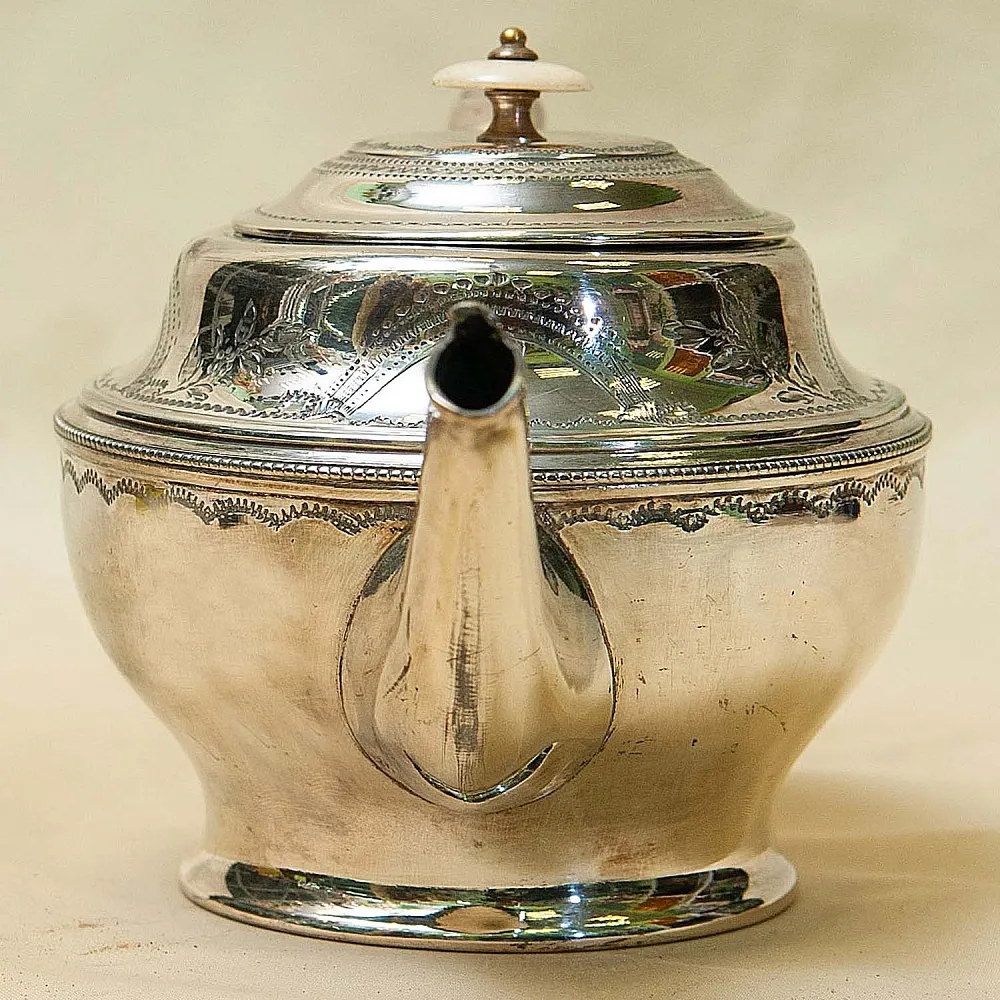 Антикварный Заварочный Чайник. Метал Silverplate, SHEFFIELD Англия начало ХХ века.