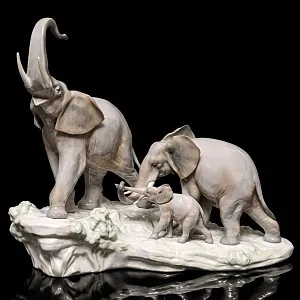 Редкая Коллекционная Фарфоровая Статуэтка «Слоны - Семья», Lladro, Испания -1977 год.