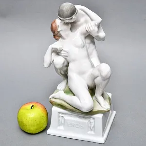 Большая Антикварная Фарфоровая статуэтка «EROS», ROSENTHAL Германия, 1907 - 1911 годы. 