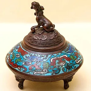 Редкость! Антикварная Шкатулка «Собака ФУ» в стиле «Шамплеве», Металл, Эмаль, Япония 20 гг.