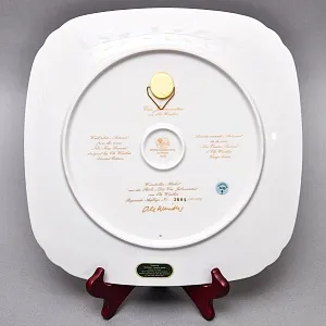 Коллекционная Тарелка - Настенное Блюдо «Времена года. Осень», Фарфор Hutschenreuther Германия - 1978 год. 