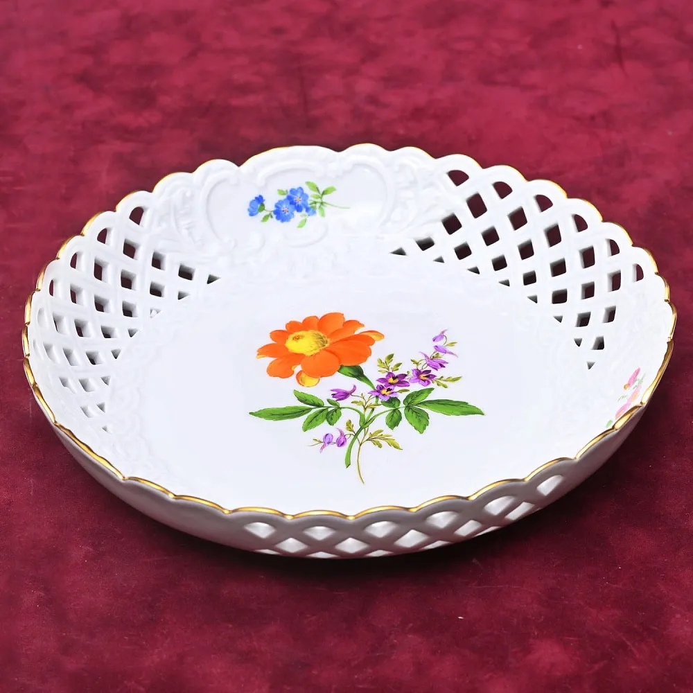 Сервировочная Тарелка - Блюдо - Сухарница «Мейсенский цветок», Фарфор MEISSEN, Германия.