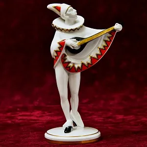 Редкая! Коллекционная Фарфоровая Статуэтка «Пьеро - Менестрель», GOEBEL Германия - 1986 год.