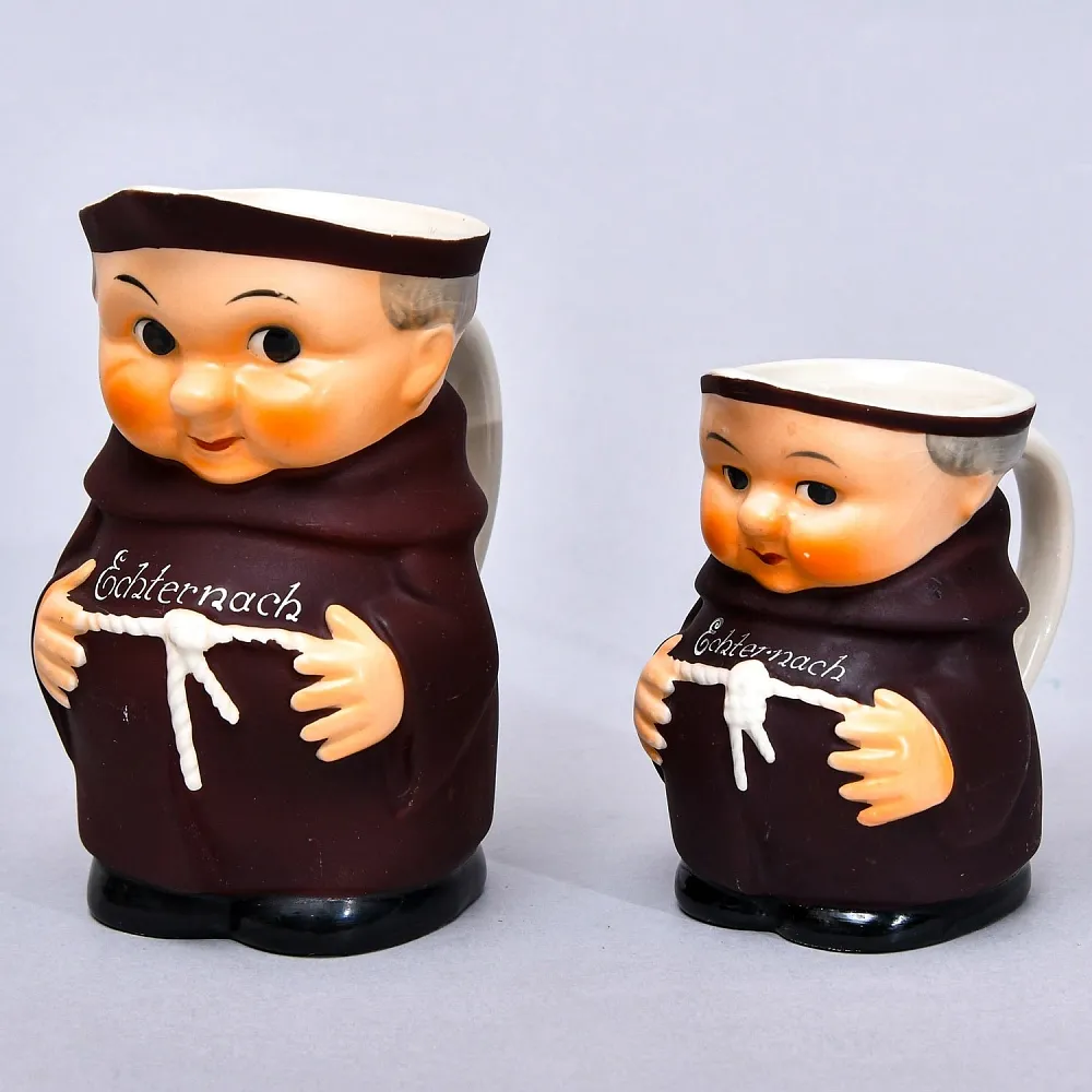 «Очаровательный Монах» Фарфоровый Кувшинчик - Молочник - Соусник на 200 мл., GOEBEL Германия.