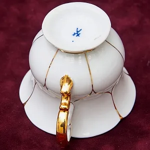 Чайная пара+Тарелка (Тройка) «Белое Золото» Фарфор MEISSEN / МЕЙСЕН Германия -70гг.