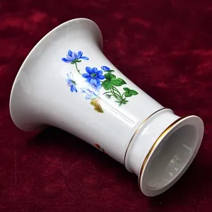 Коллекционная Ваза «Незабудки», Фарфор MEISSEN / МЕЙСЕН Германия - 1984 год.