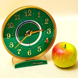 Редкость! Большие Настольные Механические Часы «МОЛНИЯ» - ЧЧЗ - СССР - 1975 год.