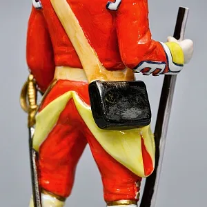 Фарфоровая Cтатуэтка «Солдаты Британской Армии. 27-й пехотный полк», RUDOLF KAMMER Германия. 