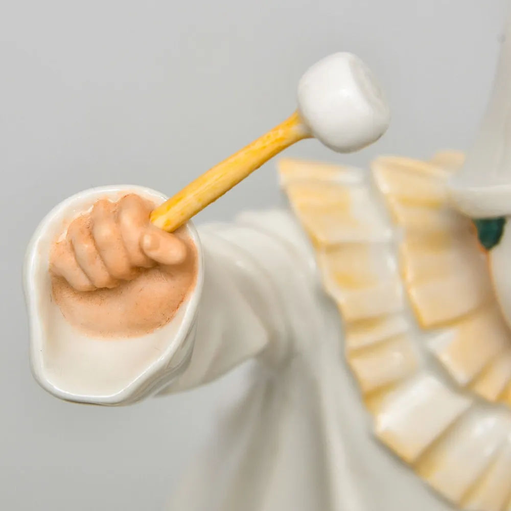 Коллекционная Фарфоровая статуэтка «КЛОУН. Паяц с барабаном», Hutschenreuther Германия.