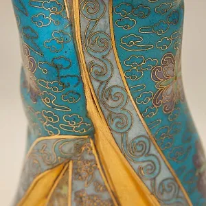 «Девушка в Кимоно» - Статуэтка в технике «Клуазоне» Китай 50 -е годы ХХ века Н - 37 см.