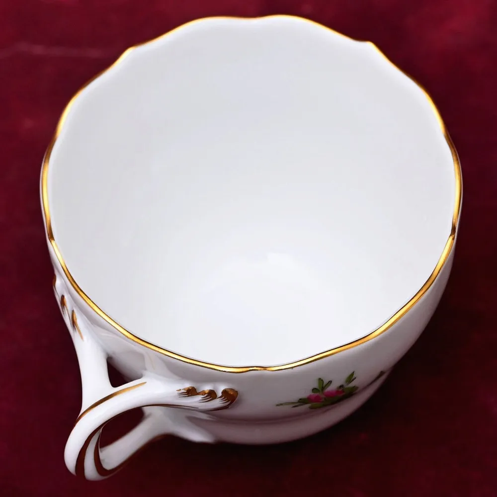 Классическая Кофейная пара и Десертная тарелка  «РОЗА», Фарфор MEISSEN, Германия.