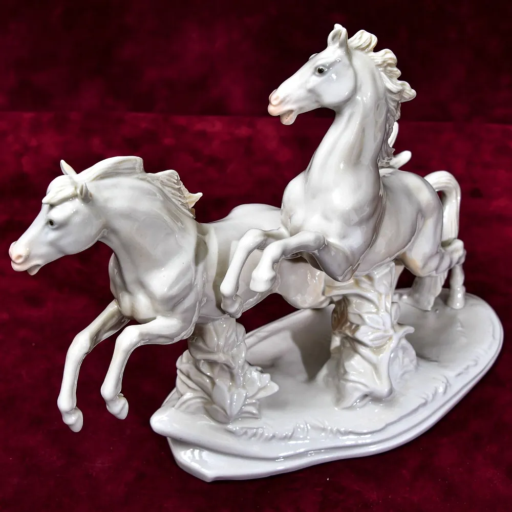 Коллекционная Фарфоровая Статуэтка «БЕГУЩИЕ ЛОШАДИ», Карл Энс / Karl Ens, Германия 60 гг.