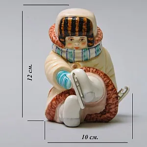 Авторская Коллекционная Фарфоровая Статуэтка «Первые Коньки», Россия.
