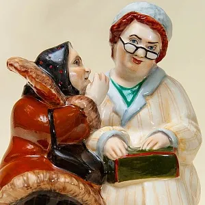 Авторская Коллекционная Фарфоровая Статуэтка «Кумушки», Россия.