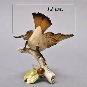 Коллекционная Фарфоровая статуэтка «Птица. Варакушка c добычей», Hutschenreuther Германия.