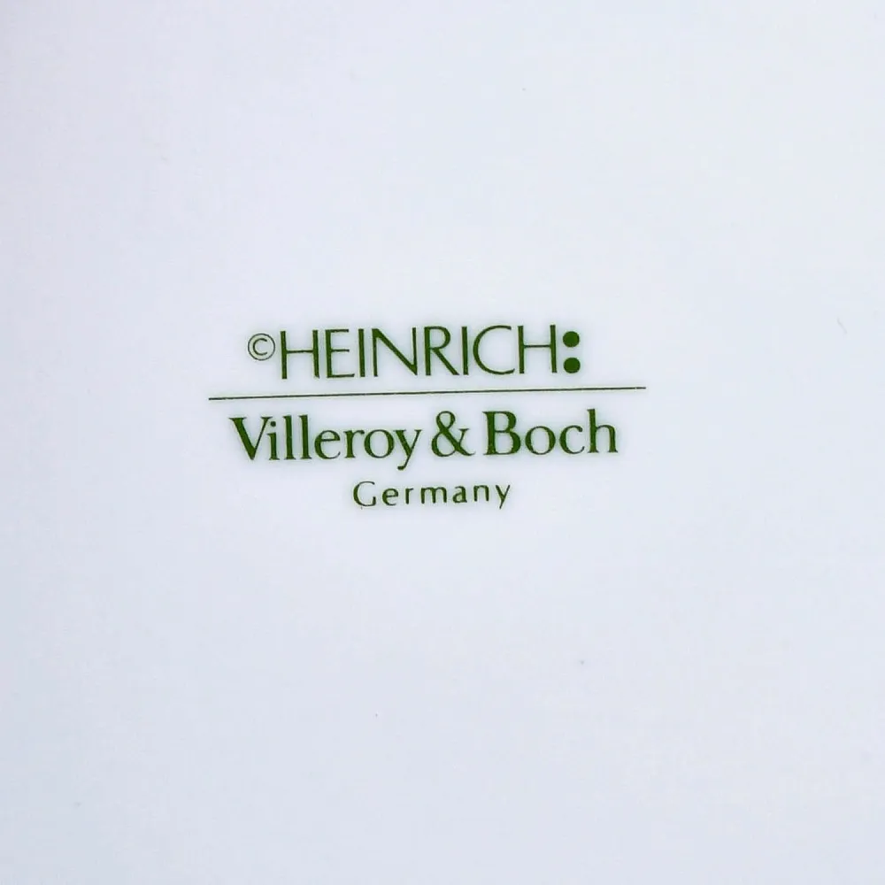 Коллекционная Шкатулка «Иван Царевич и Серый волк» из серии «Русские Сказки», Фарфор VIlleroy&Boch, Германия.