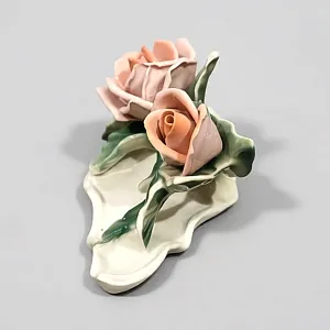 Коллекционная Фарфоровая статуэтка «Цветы Розы», Karl Ens Германия, первая половина ХХ века.