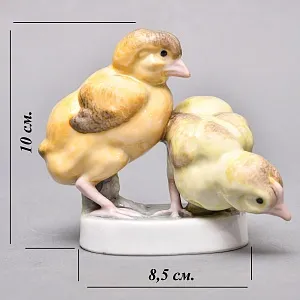 Коллекционная Фарфоровая статуэтка «Два Цыплёнка», Карл Энс / Karl Ens Германия, 30-е гг. ХХ века.