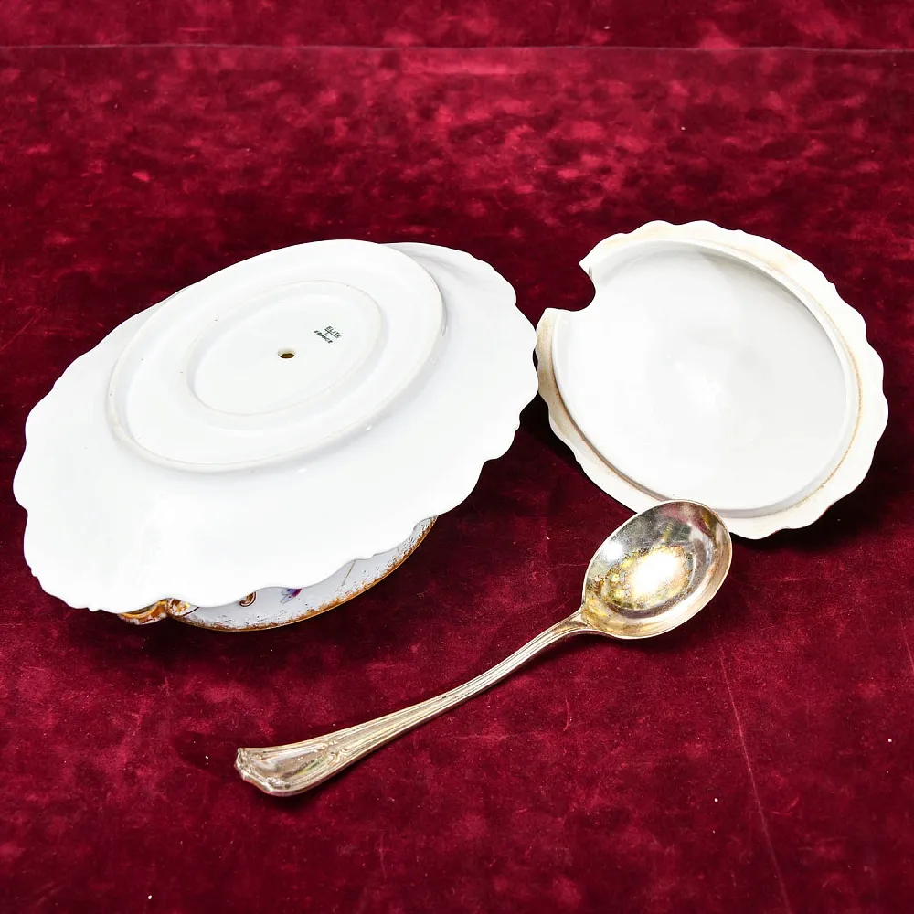 Редкость! Соусник - Судок с крышкой и ложкой "Цветы Ирисы" , Limoges Франция, середина ХХ века.