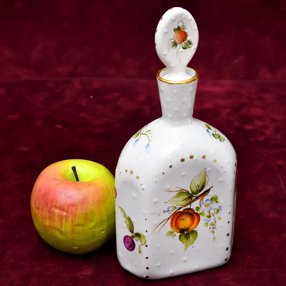 Винтажный Фарфоровый Флакон - Штоф «ПЛОДЫ», Sevres Style ФРАНЦИЯ, середина ХХ века.