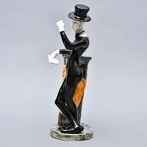 Большая Фаянсовая Статуэтка «Цирк - Клоун мим», Конаковский Фаянс.