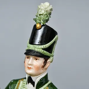 Фарфоровая статуэтка Солдат - «Стрелок корпуса герцога Камберлендского», Rudolf Kammer Германия.