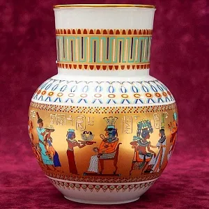 Коллекционная Авторская  Ваза «THEBEN» Фарфор KAISER Германия 70 -е годы ХХ века.