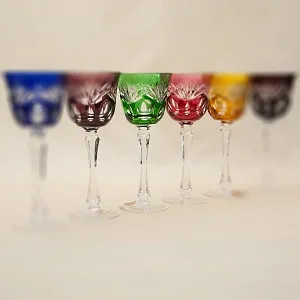 Шесть Бокалов для вина из Цветного Хрусталя серия «Der große Salut», NACHTMANN Германия, 70 -е годы.